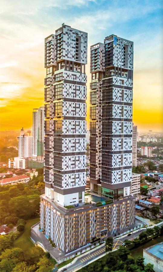 2 Bedroom Apartment @Setia Sky 88 Johor Bahru Exterior photo